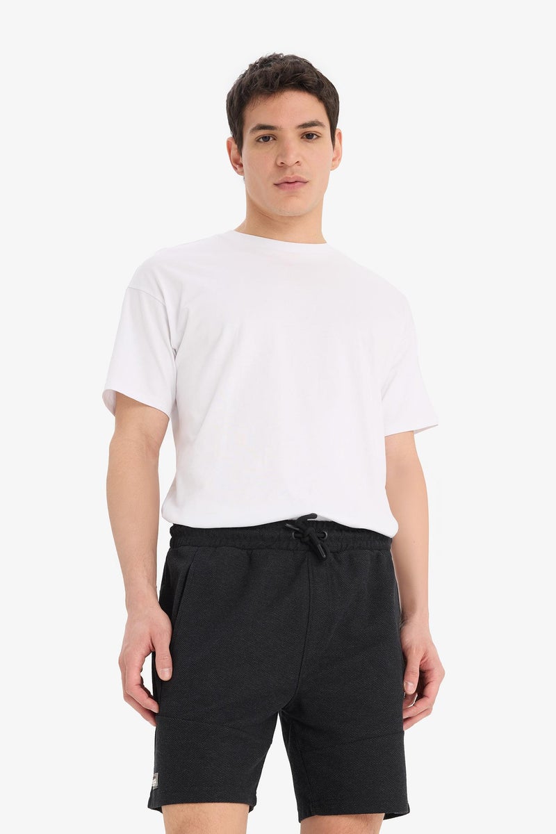DeFacto Black Man Slim Fit Super Skinny Hem Shorts Casual - Image 3
